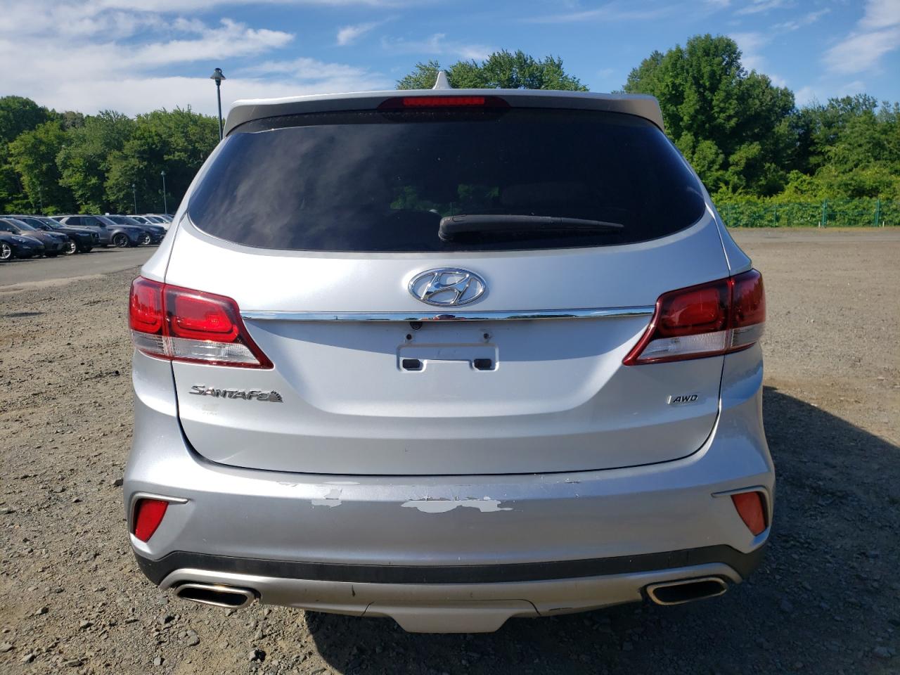 KM8SMDHF5HU170531 2017 Hyundai Santa Fe Se