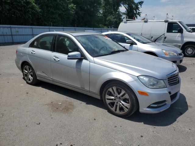 VIN WDDGF8AB4EG255394 2014 Mercedes-Benz C-Class, 3... no.4