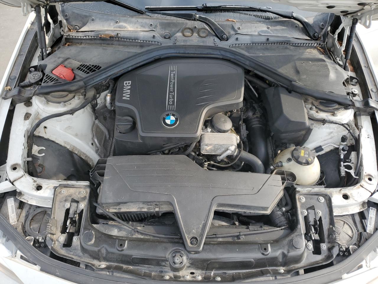 WBA3B1C50FK139477 2015 BMW 320 I