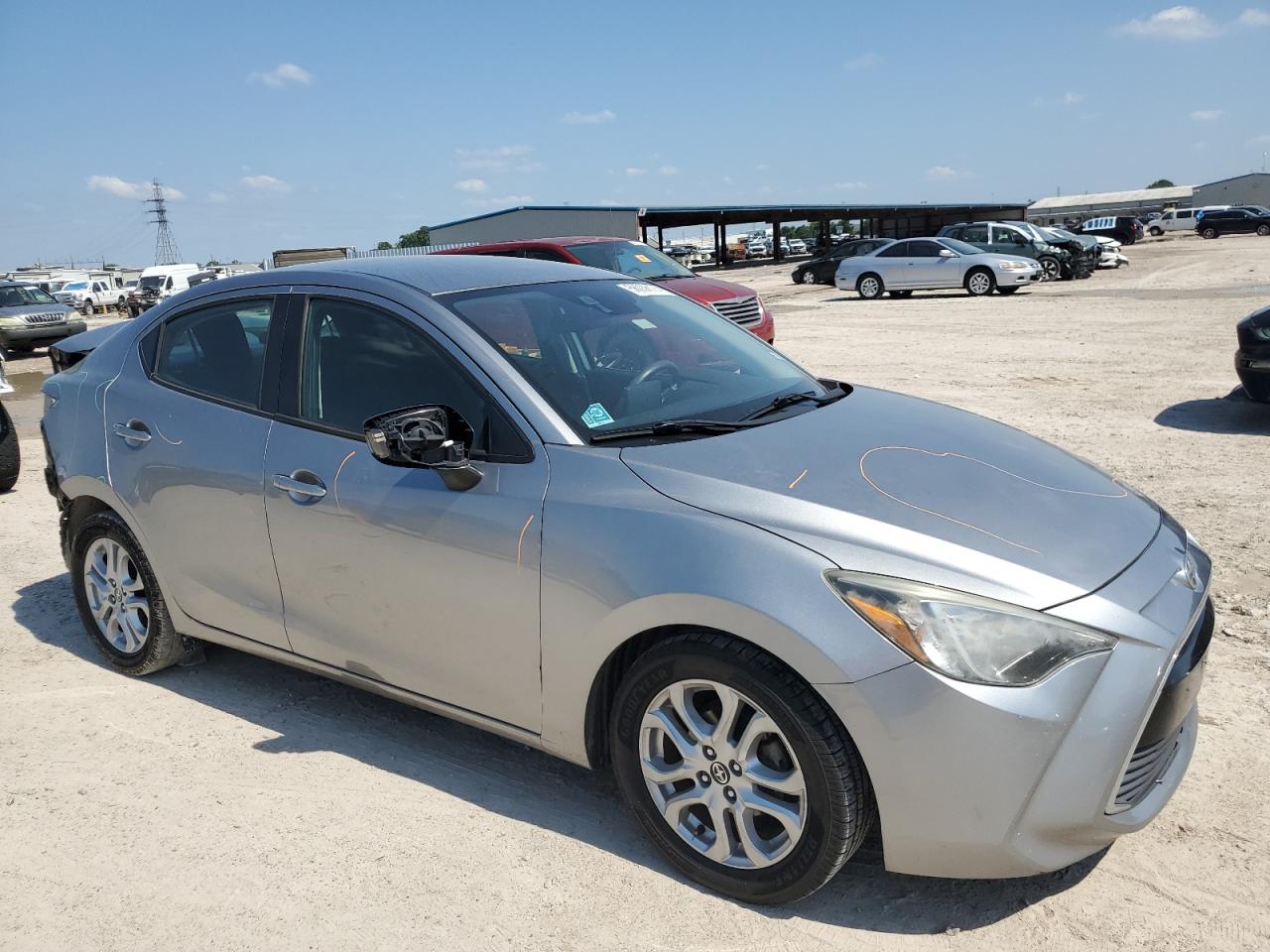 3MYDLBZV5GY132109 2016 Toyota Scion Ia