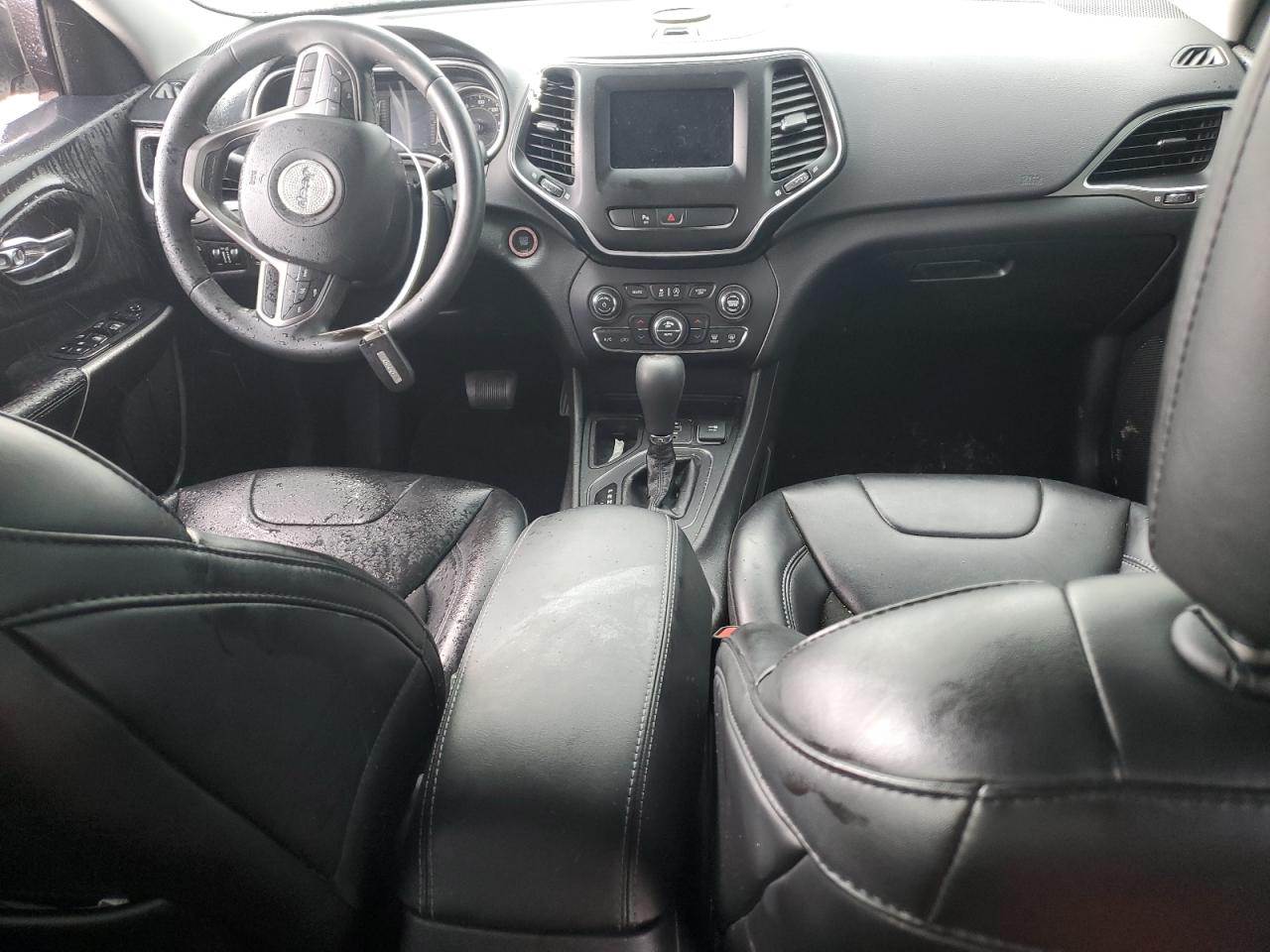 1C4PJLLX1KD353543 2019 Jeep Cherokee Latitude Plus