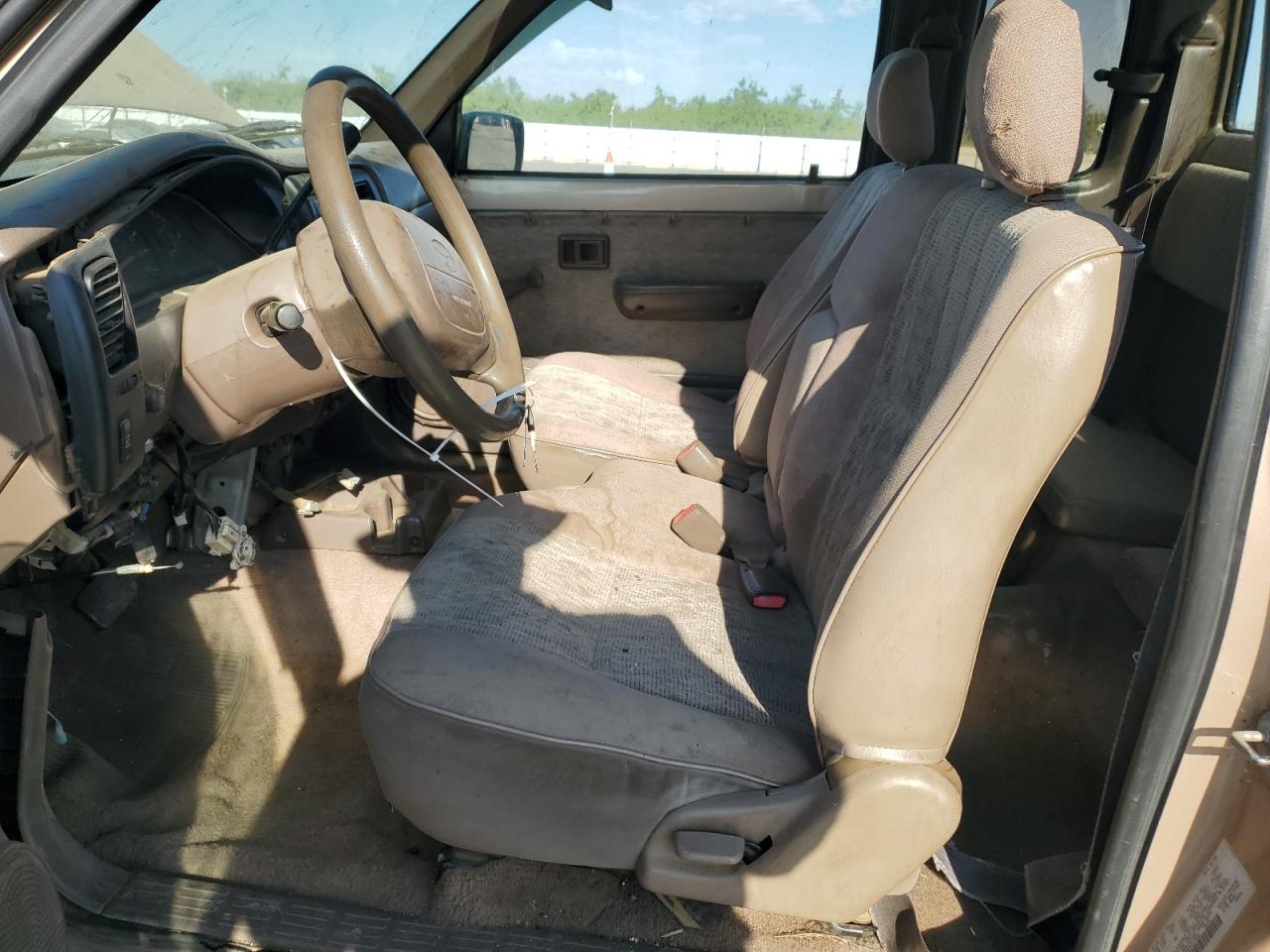 4TAVN52N2WZ147692 1998 Toyota Tacoma Xtracab