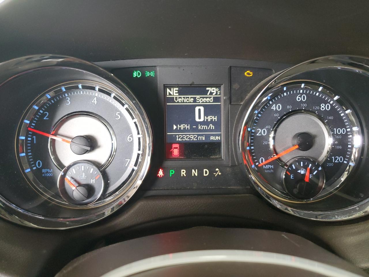 2C4RC1BG5ER325688 2014 Chrysler Town & Country Touring