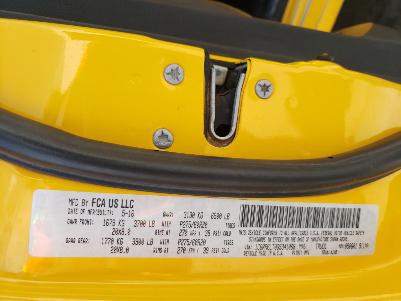 1C6RR6LT0GS341068 2016 Ram 1500 Slt