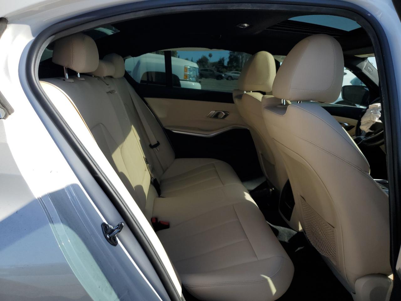 WBA5R1C50KAJ98498 2019 BMW 330I