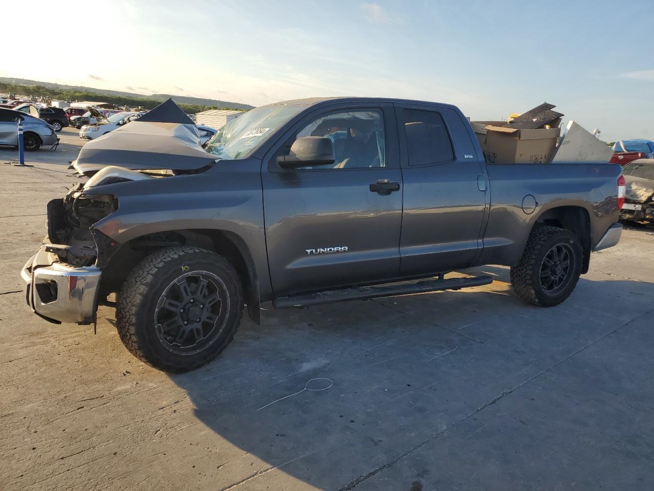 2016 Toyota Tundra Double Cab Sr/Sr5 vin: 5TFRM5F12GX095347