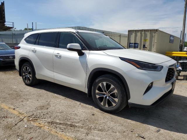 2021 TOYOTA HIGHLANDER - 5TDHZRBH7MS103984