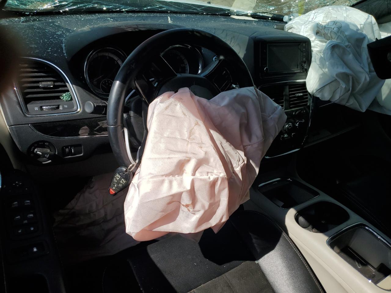 2C4RDGCG1KR687902 2019 Dodge Grand Caravan Sxt