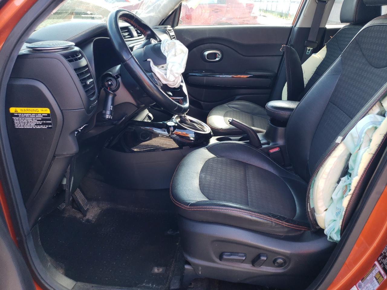 KNDJX3AA9J7587008 2018 Kia Soul !