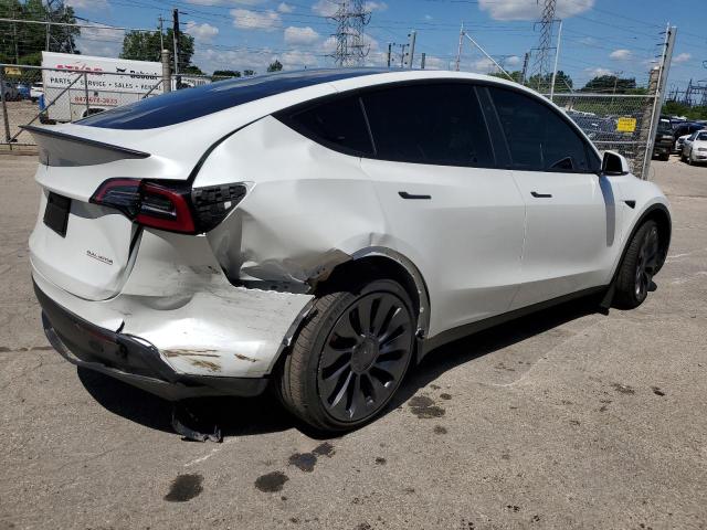 2024 TESLA MODEL Y - 7SAYGDEF7RF046946