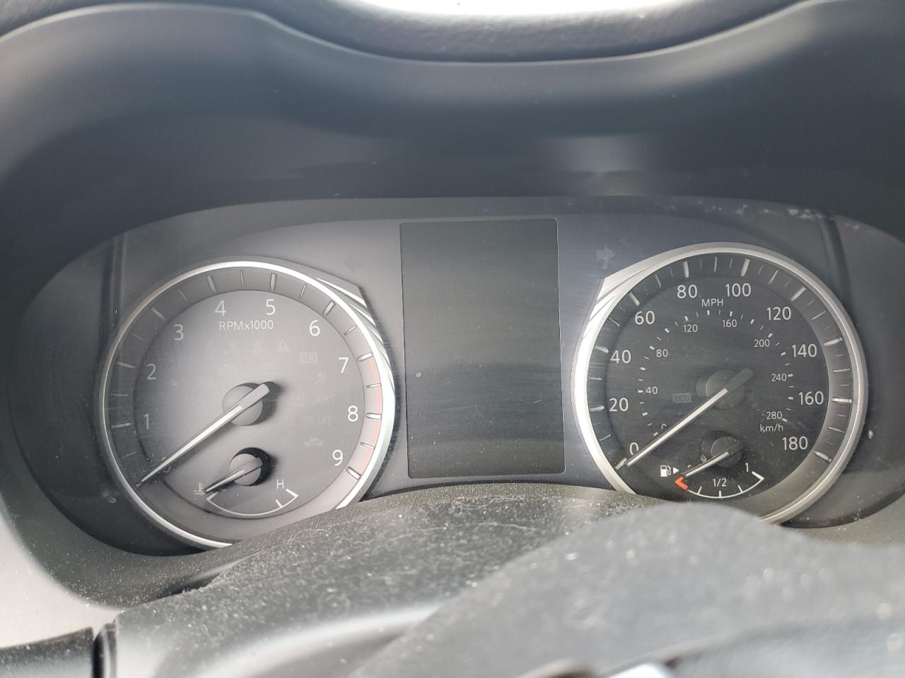 JN1EV7AR8JM438839 2018 Infiniti Q50 Luxe