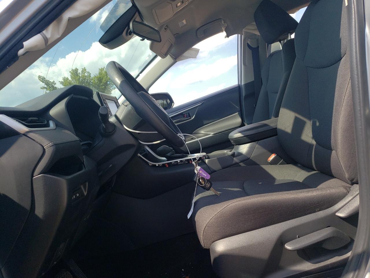 2T3K1RFV3MC172667 2021 Toyota Rav4 Le