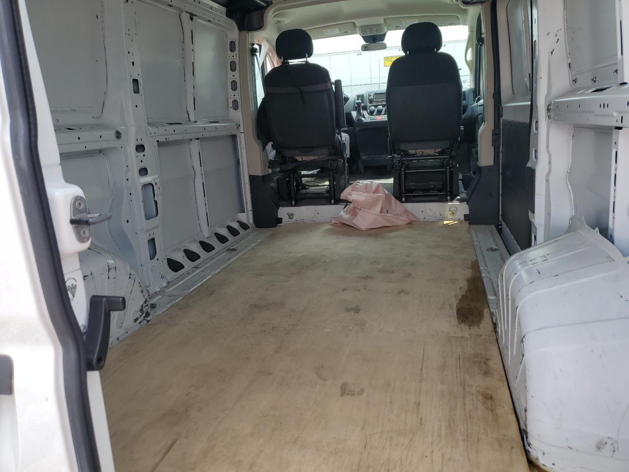 3C6TRVAG9JE106183 2018 Ram Promaster 1500 1500 Standard