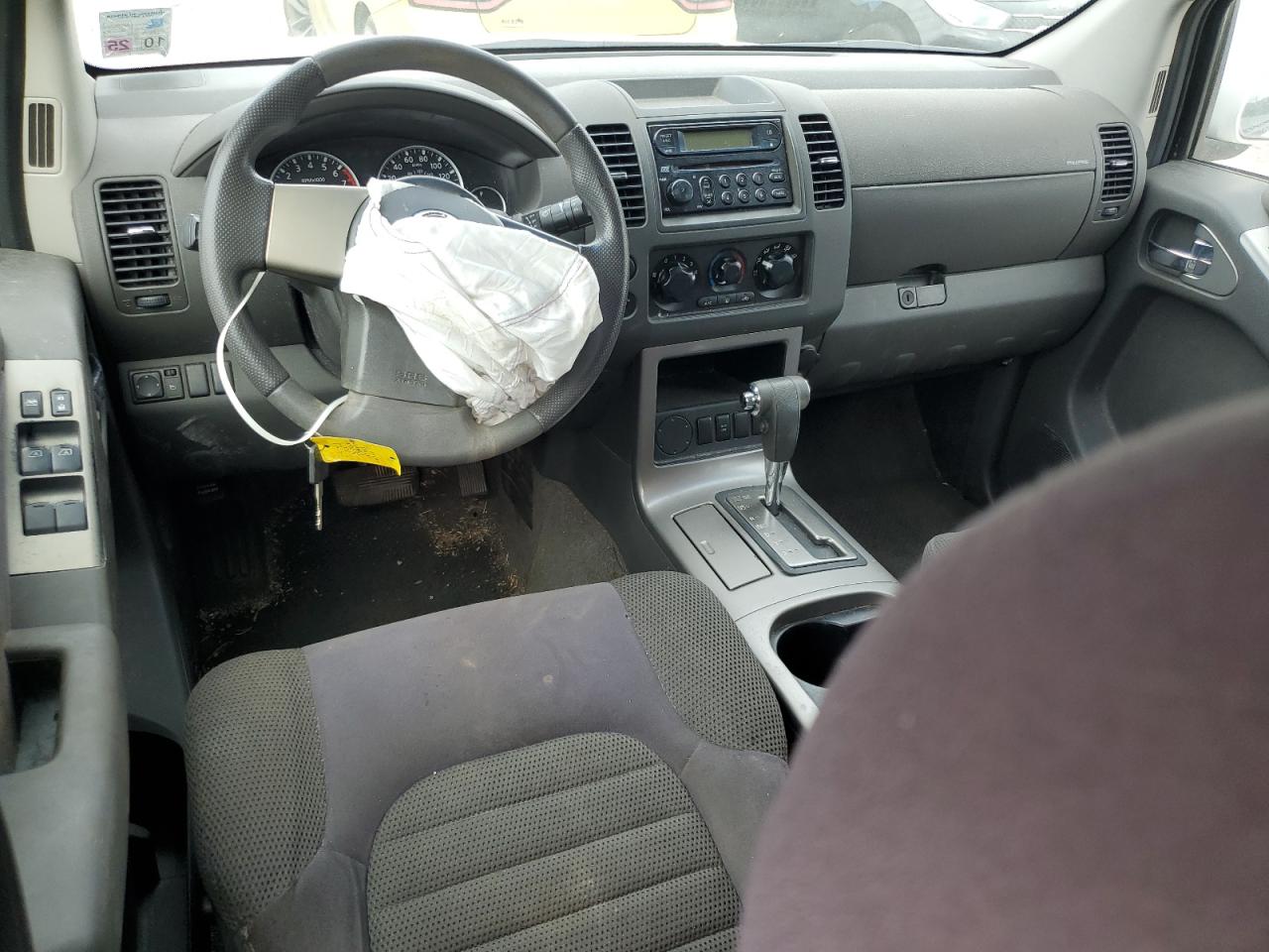 5N1AR18U07C604675 2007 Nissan Pathfinder Le