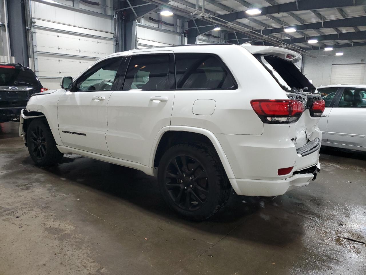 2019 Jeep Grand Cherokee Laredo vin: 1C4RJFAG0KC628449