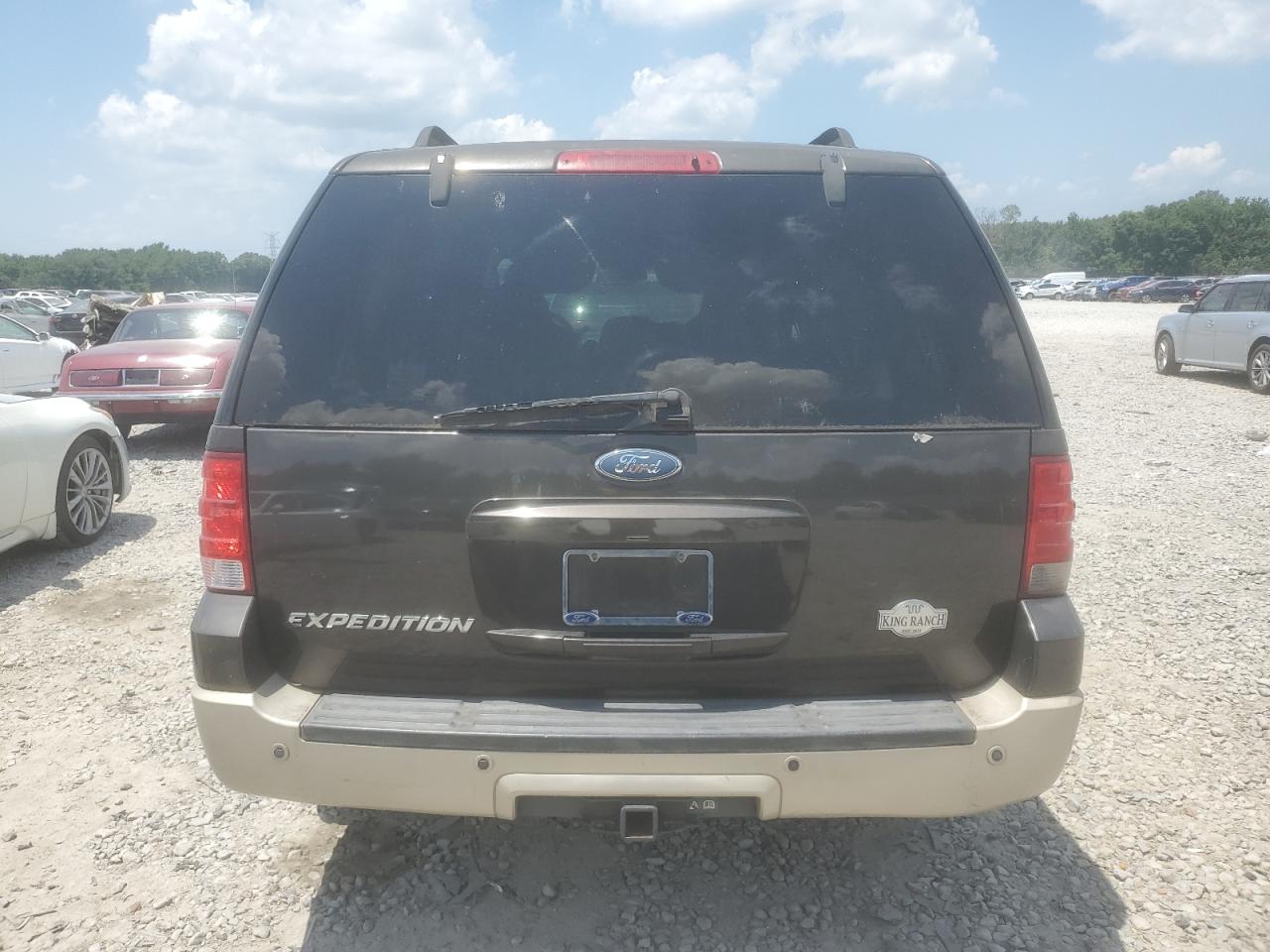 1FMFU175X5LA69494 2005 Ford Expedition Eddie Bauer