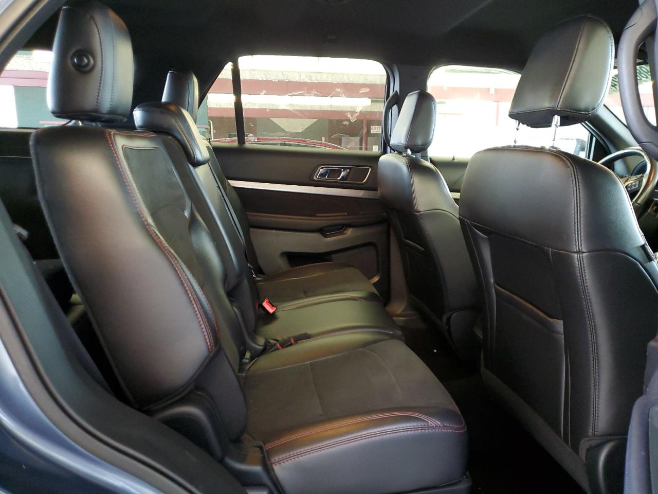 1FM5K8D87JGB64400 2018 Ford Explorer Xlt