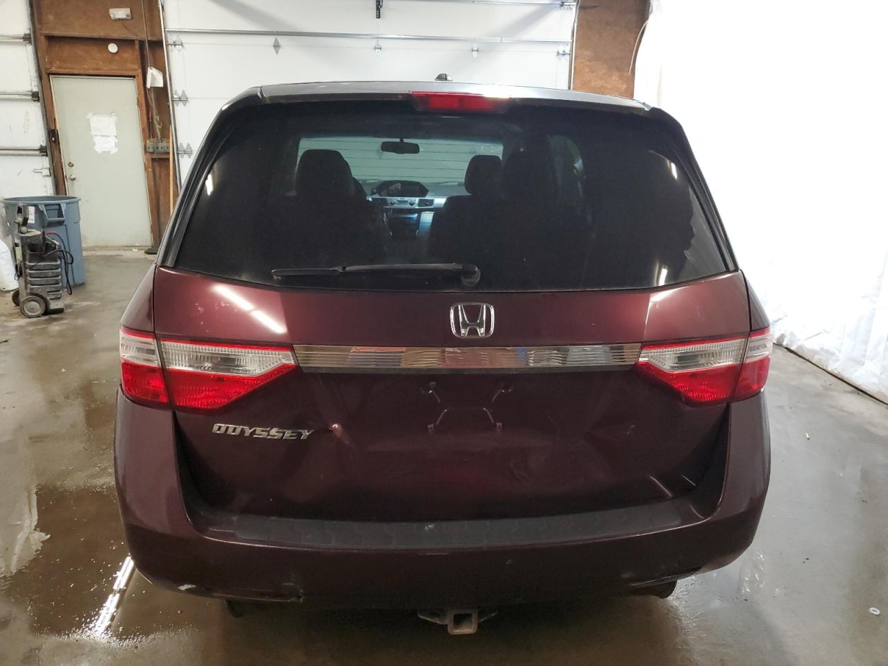 5FNRL5H68CB105153 2012 Honda Odyssey Exl