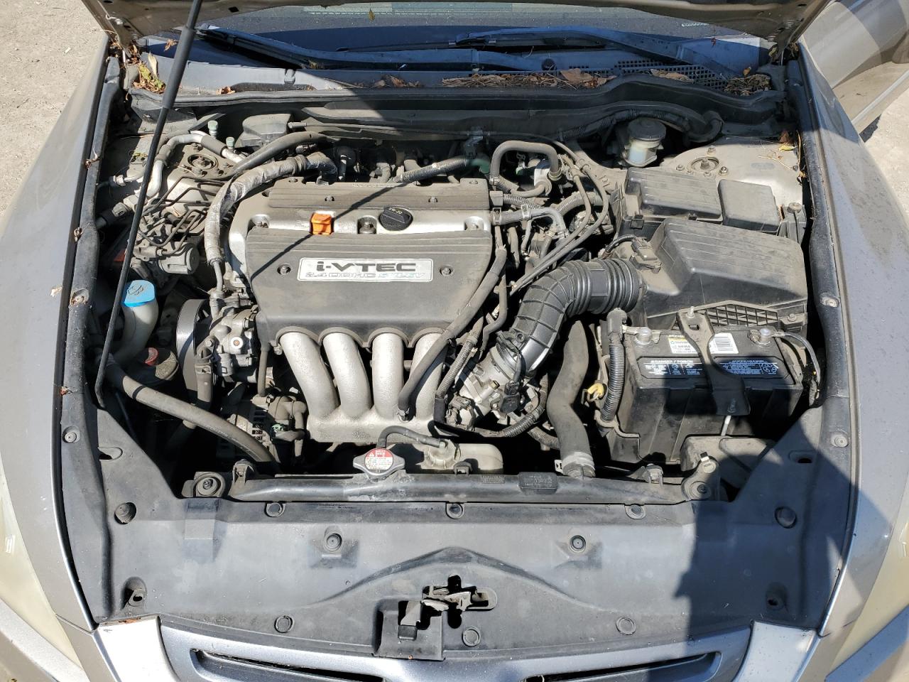 JHMCM56674C037365 2004 Honda Accord Ex