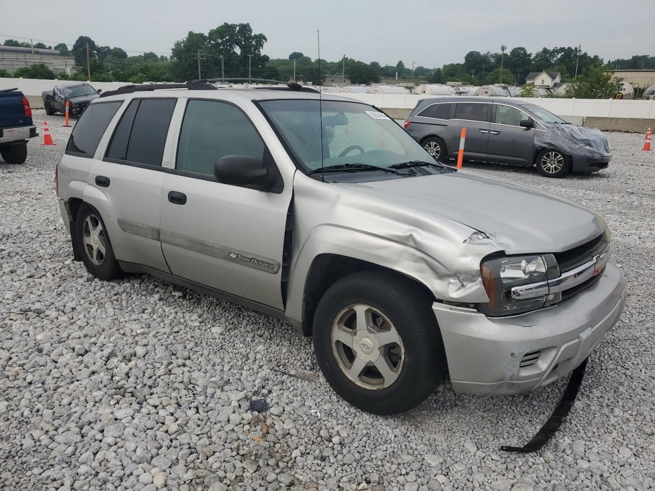 1GNDT13S042313269 2004 Chevrolet Trailblazer Ls