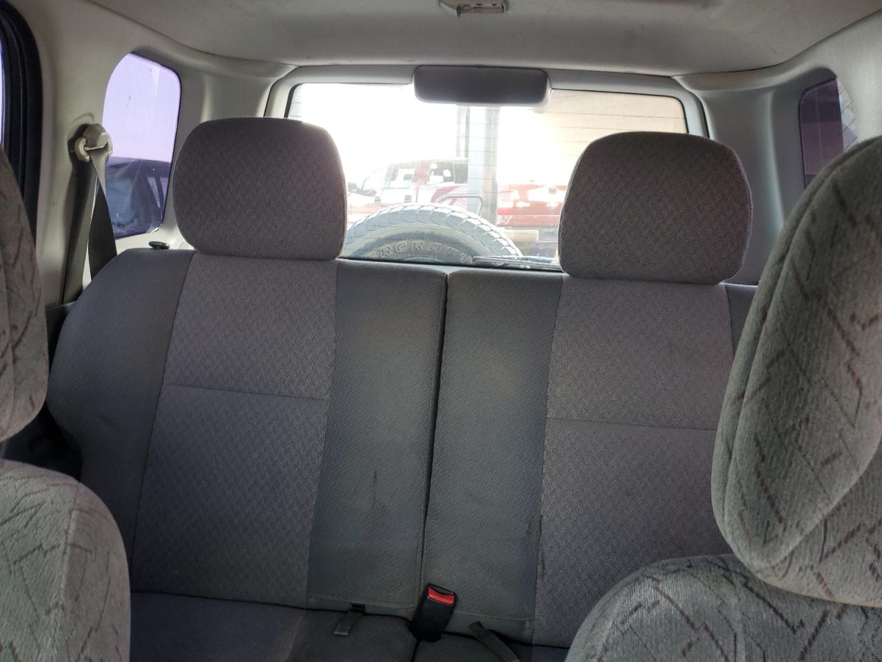 2CNBE13C7Y6938677 2000 Chevrolet Tracker