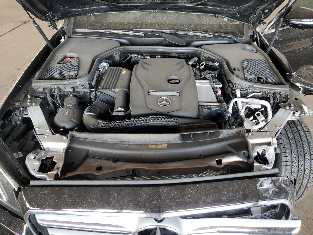 WDDZF4JB9KA508869 2019 Mercedes-Benz E 300