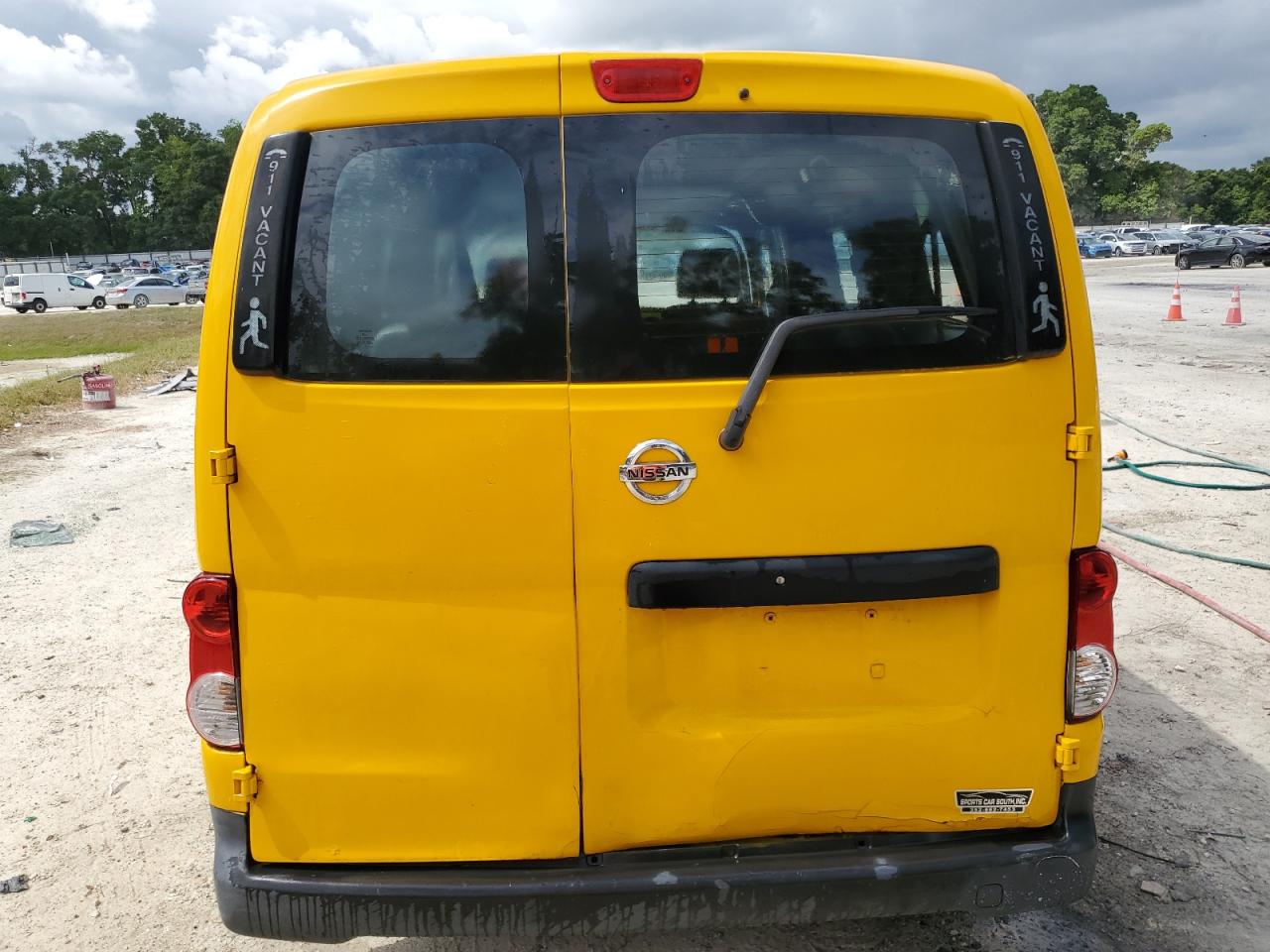 3N8CM0JT2EK690137 2014 Nissan Nv200 Taxi