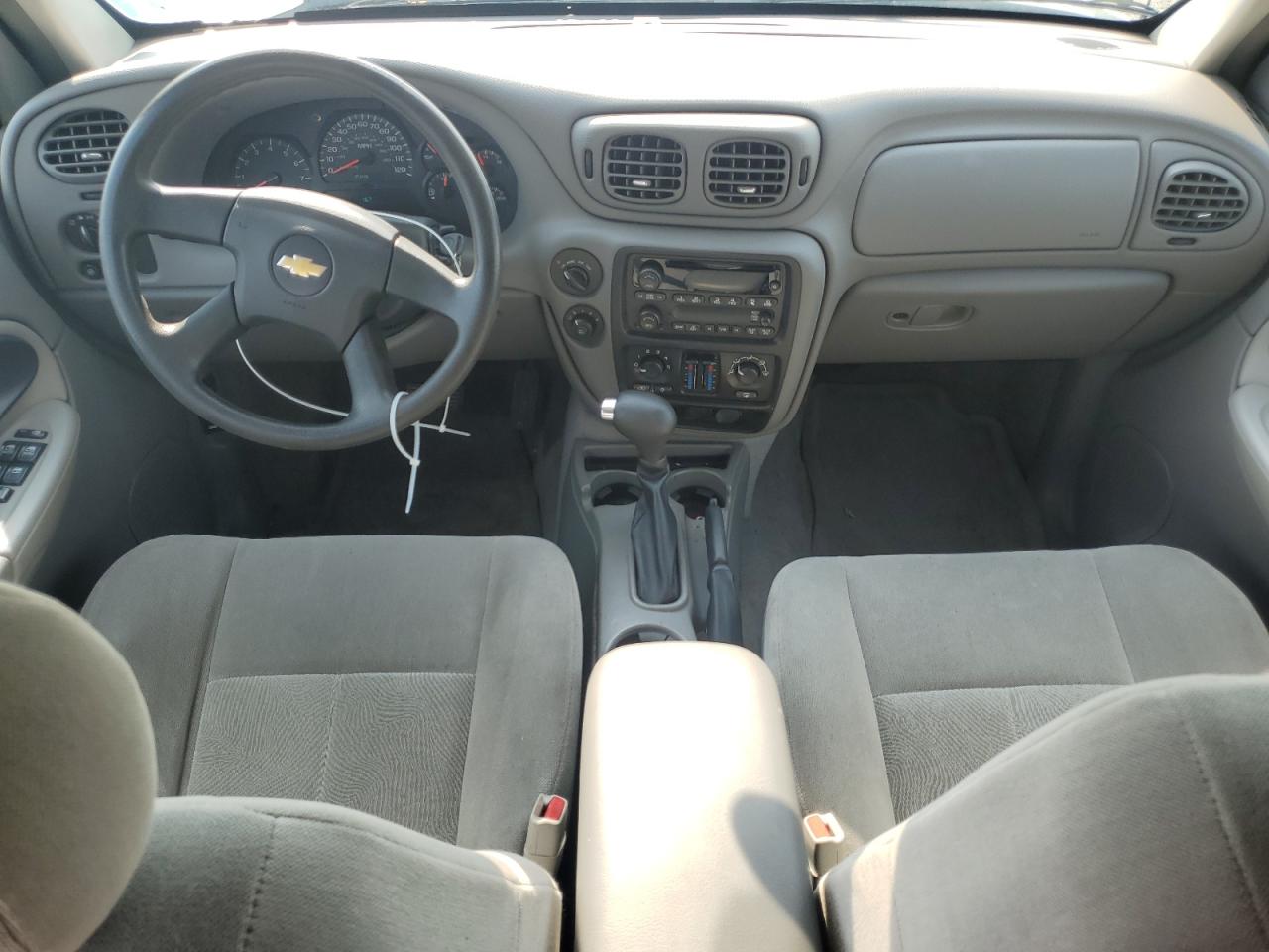 1GNDT13S352328799 2005 Chevrolet Trailblazer Ls