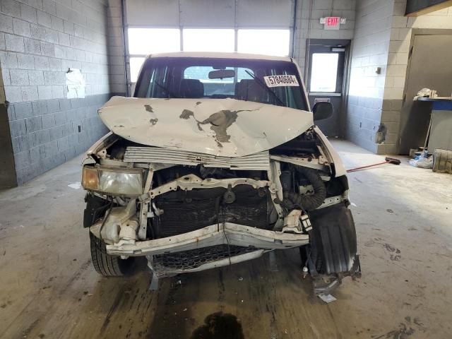 2005 Toyota Scion Xb VIN: JTLKT334550221010 Lot: 57840684