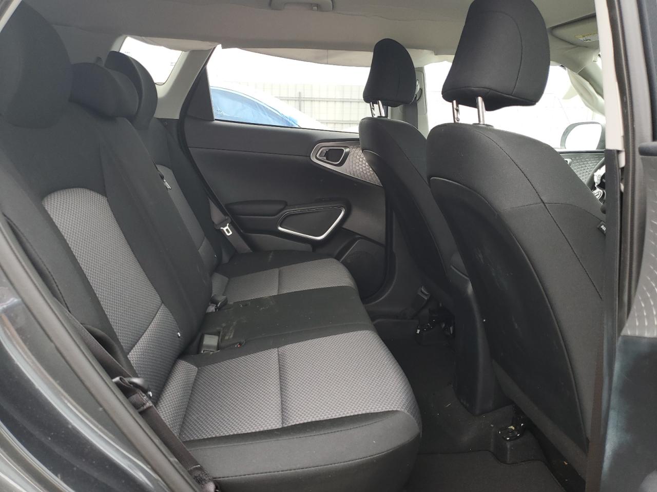 KNDJ23AU5P7205610 2023 Kia Soul Lx