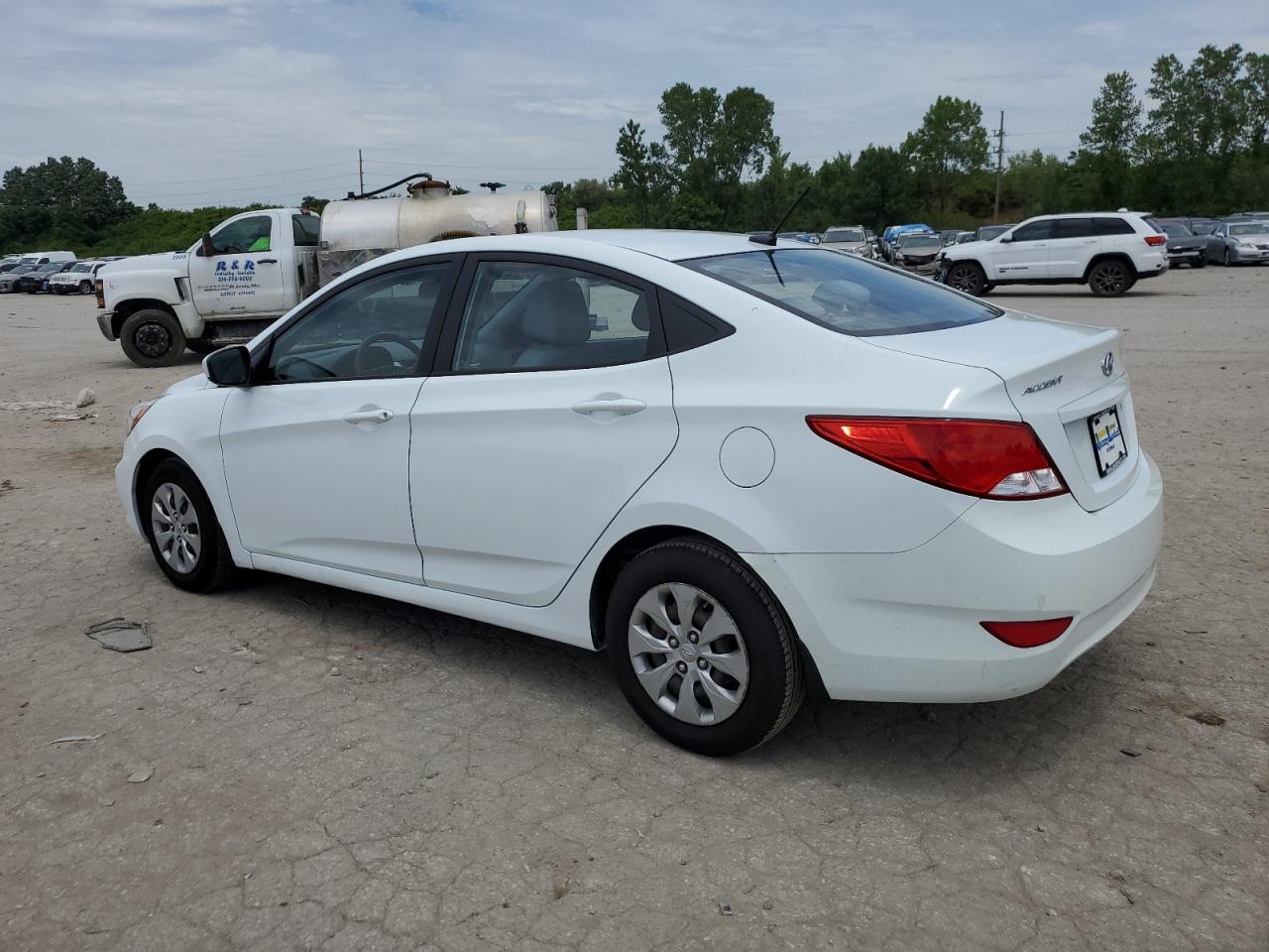 Lot #2876906749 2016 HYUNDAI ACCENT SE