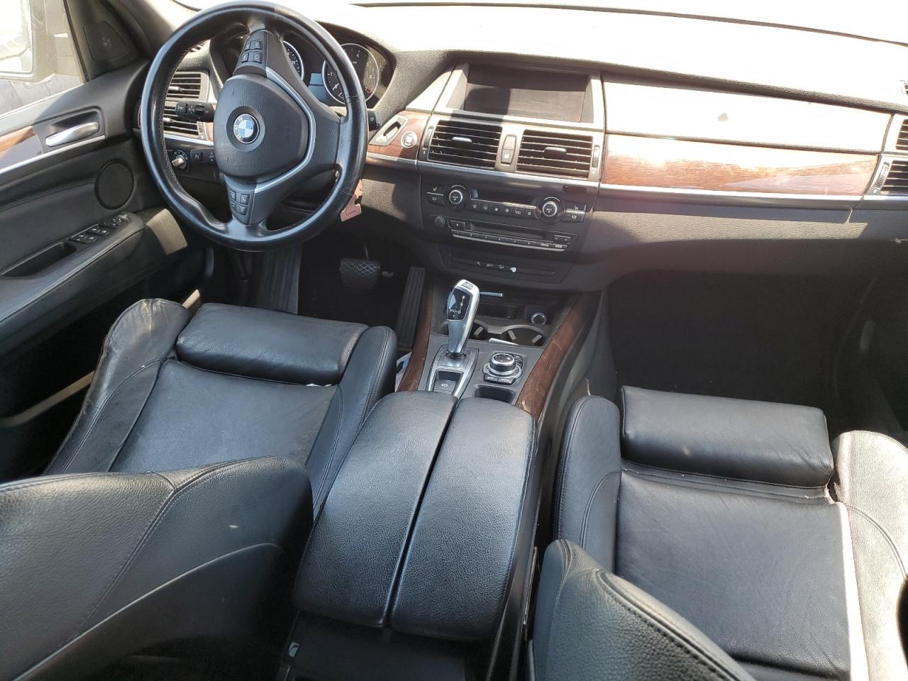 5UXZV8C52BL420597 2011 BMW X5 xDrive50I