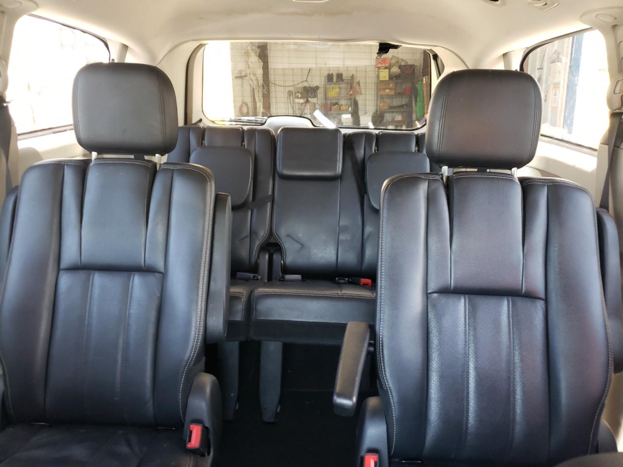 2C4RC1BG4CR251998 2012 Chrysler Town & Country Touring