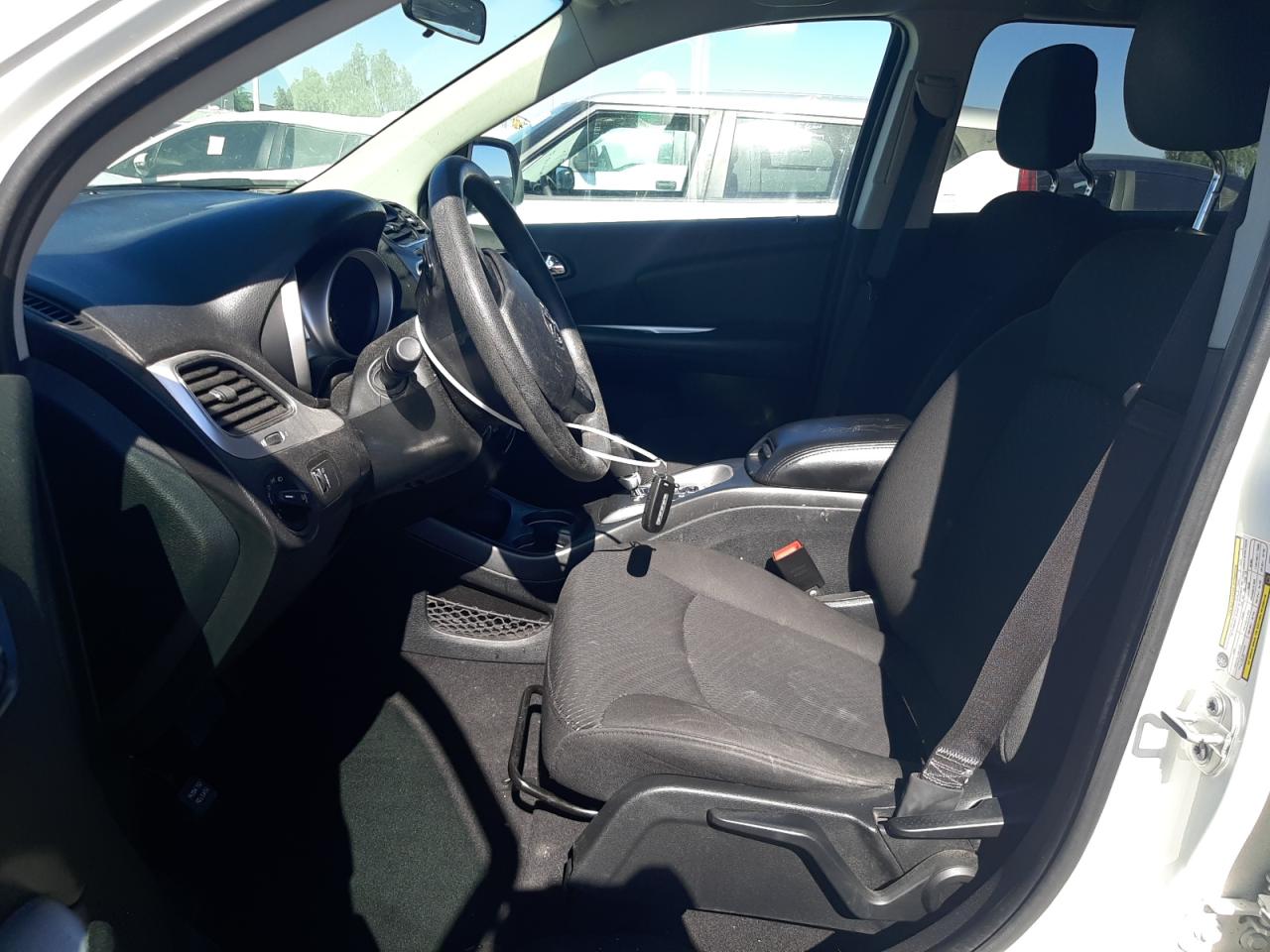 3C4PDCBBXJT228143 2018 Dodge Journey Sxt