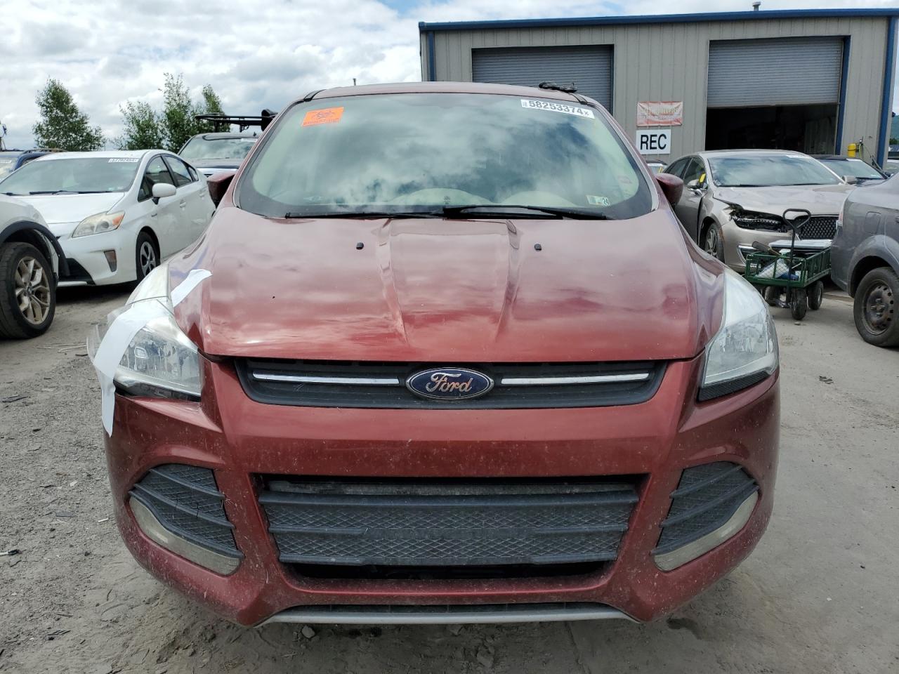 1FMCU9G90EUB04557 2014 Ford Escape Se