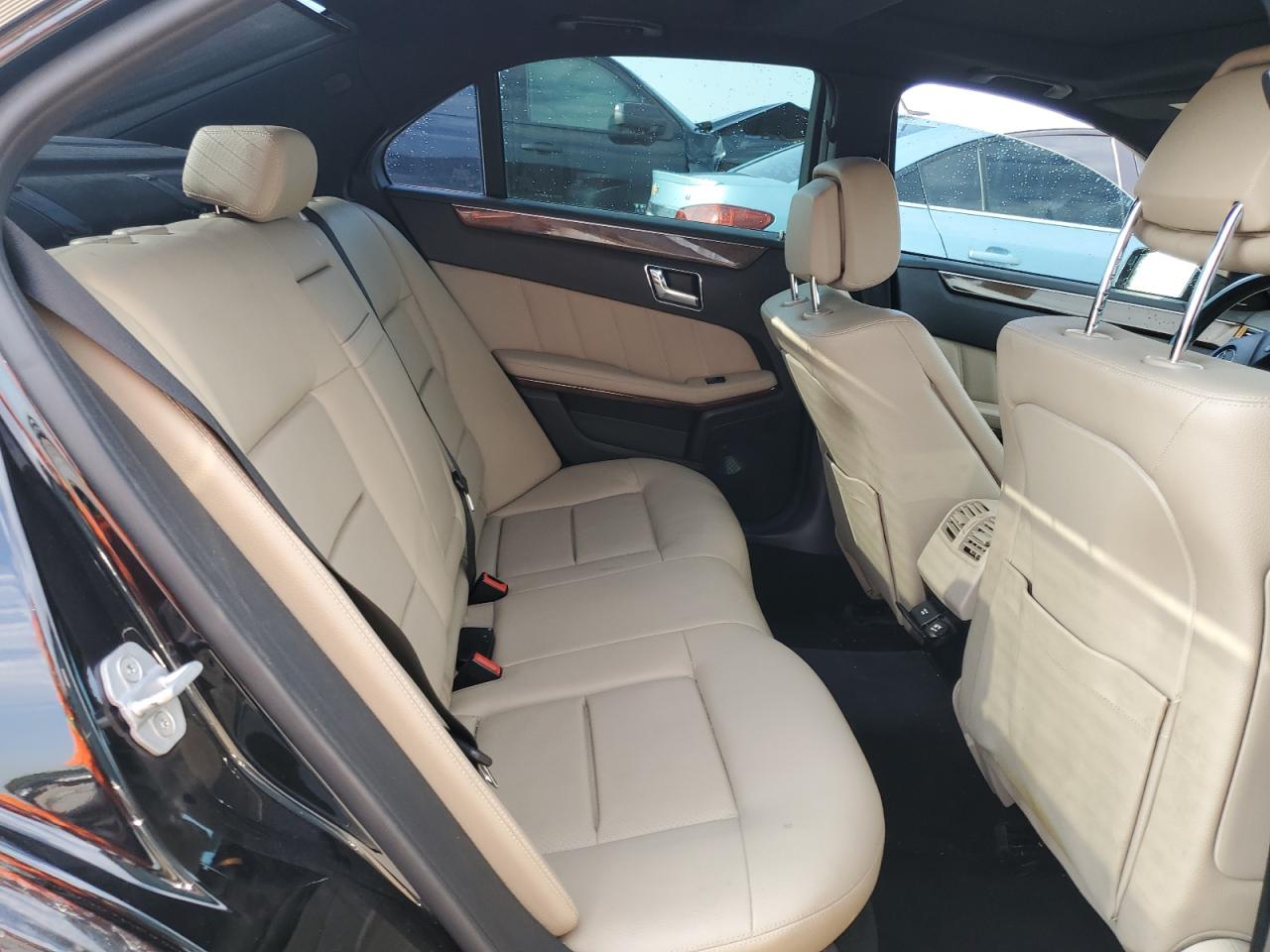 WDDHF5GB7BA490753 2011 Mercedes-Benz E 350