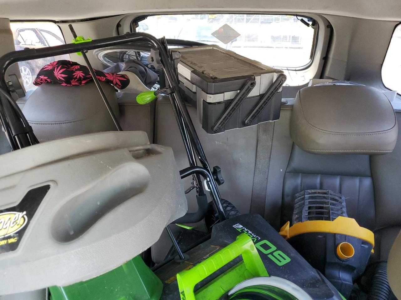 1J4HR48N65C731984 2005 Jeep Grand Cherokee Laredo