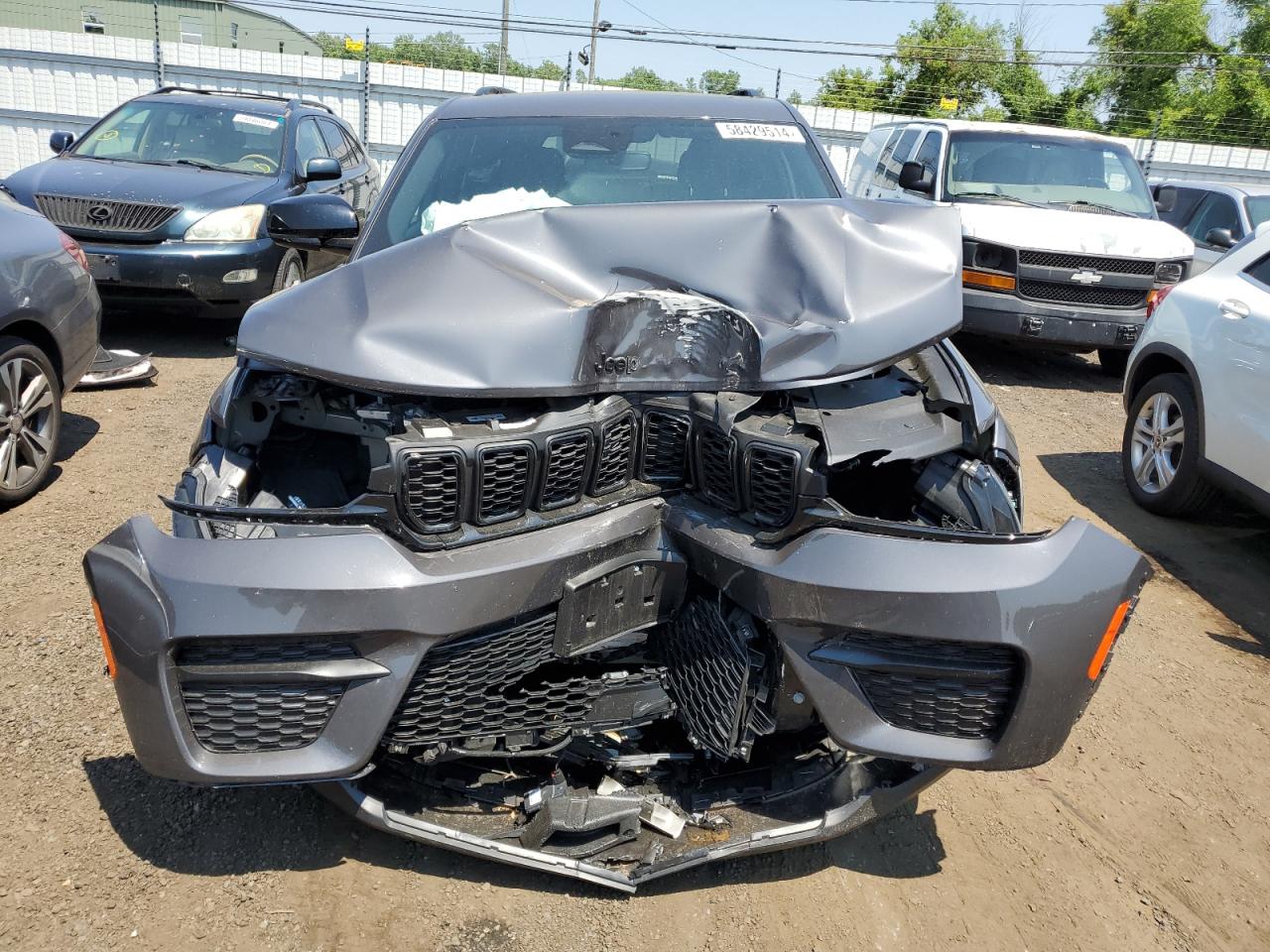 1C4RJHAG3P8882971 2023 Jeep Grand Cherokee Laredo 1C4RJHAG3P8882971 2023 Jeep Grand Cherokee Laredo