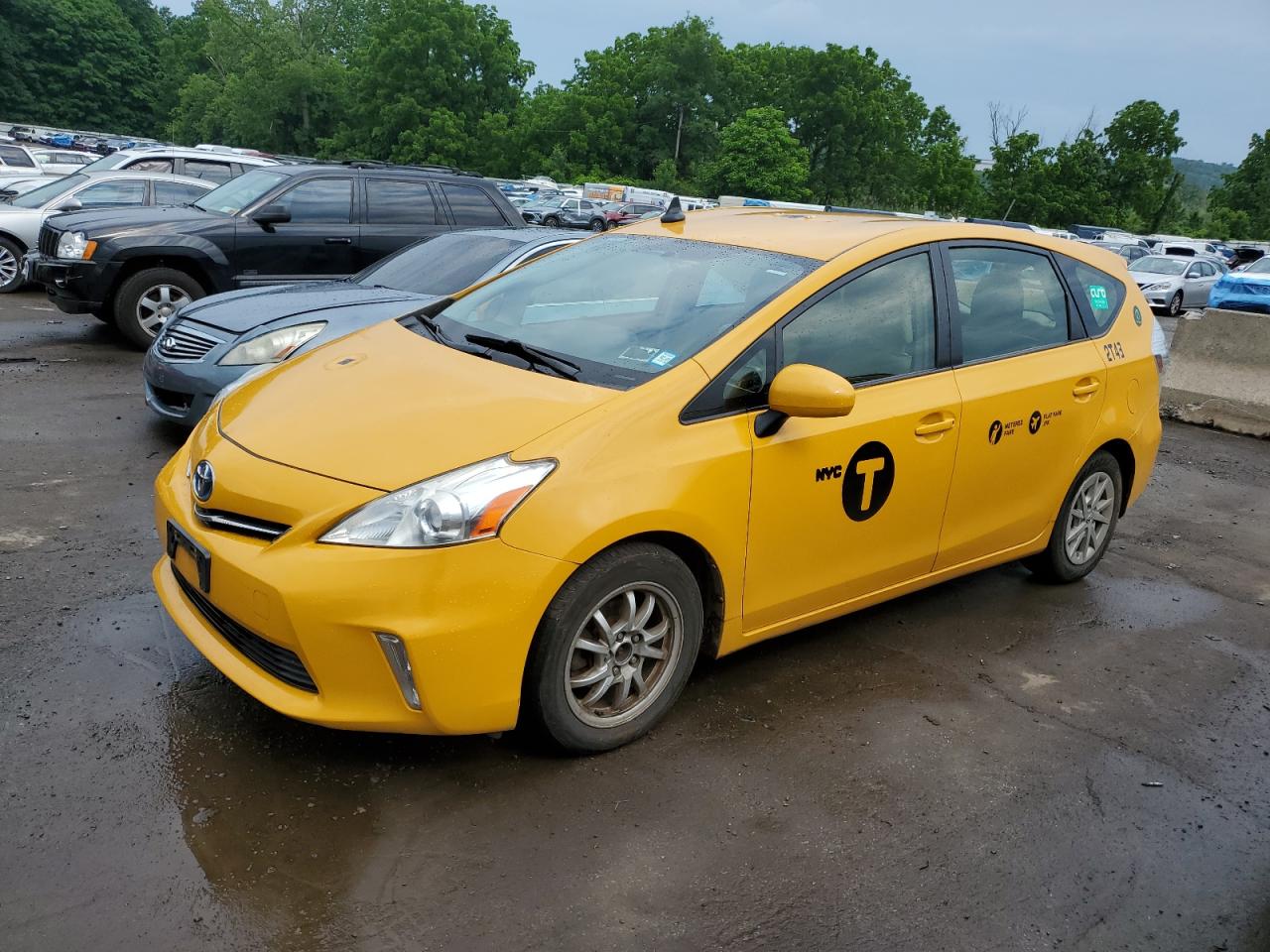 JTDZN3EU0EJ010194 2014 Toyota Prius V