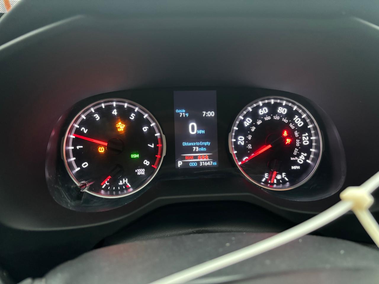 2T3W1RFV7MC170437 2021 Toyota Rav4 Xle