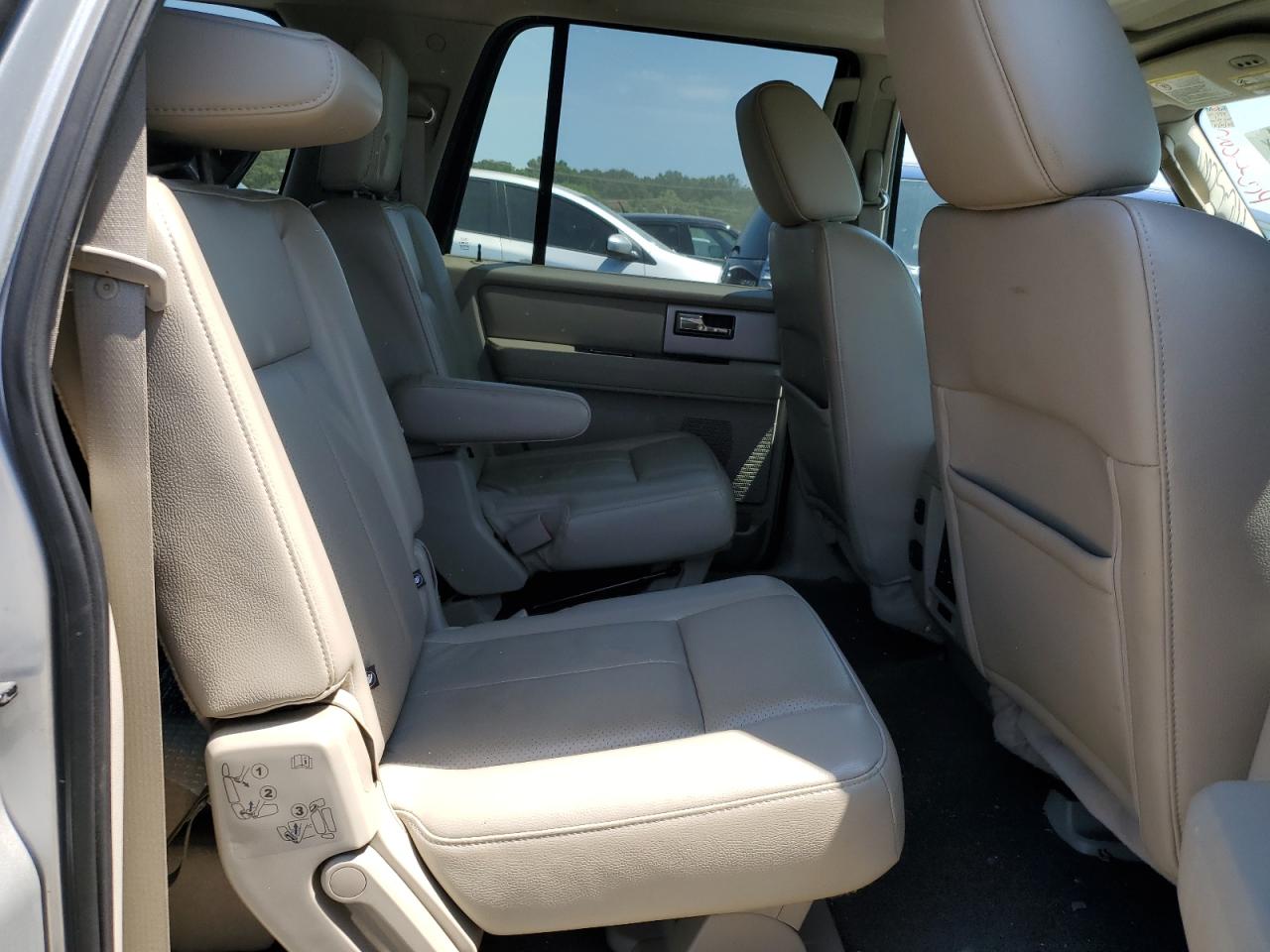 1FMJK2A52EEF00137 2014 Ford Expedition El Limited