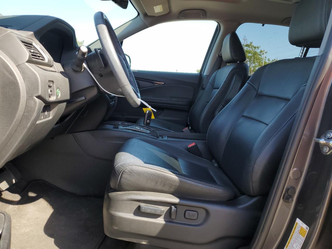 5FNYF5H92KB014391 2019 Honda Pilot Touring