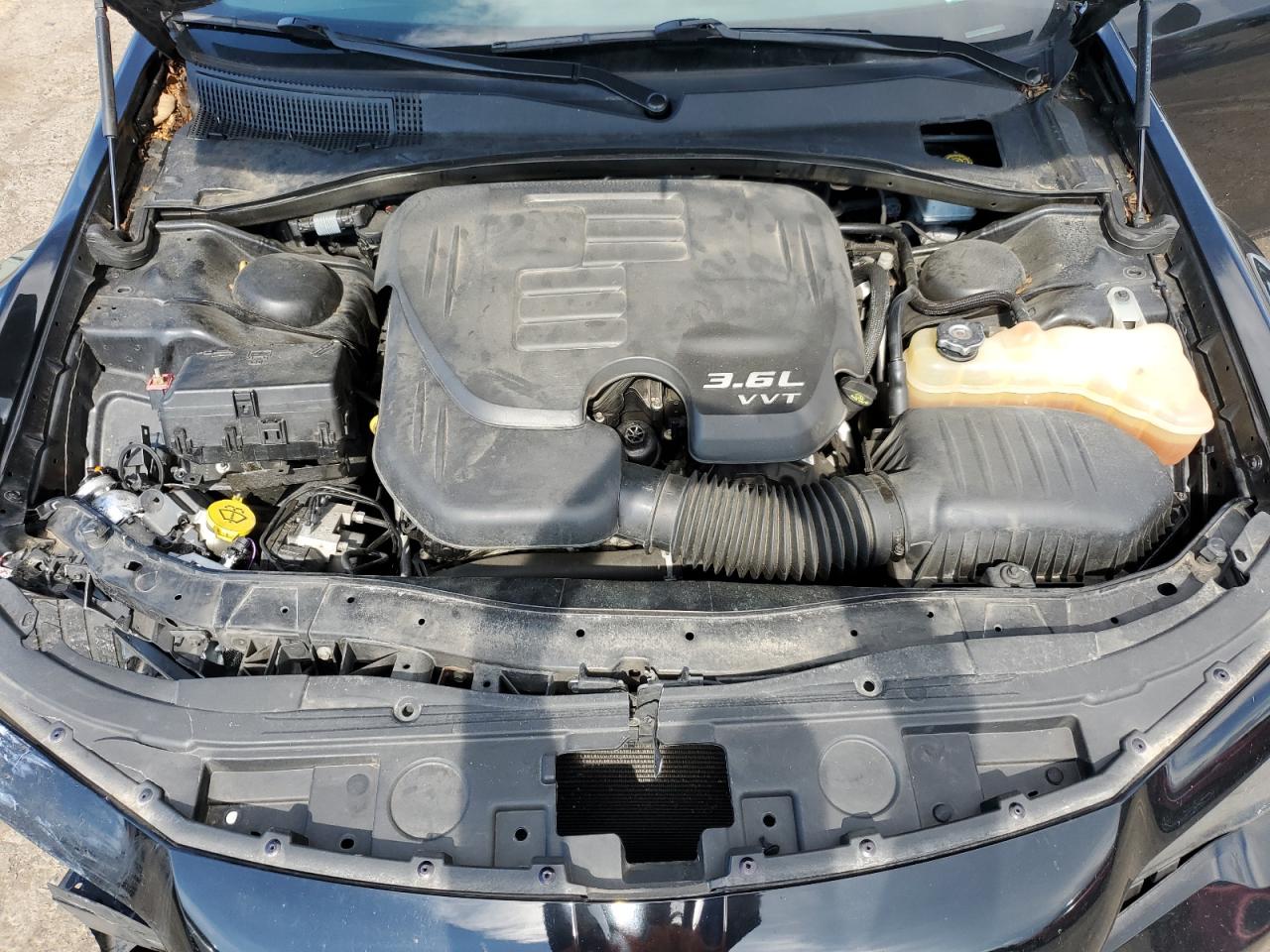 2C3CCAAG6JH264704 2018 Chrysler 300 Touring