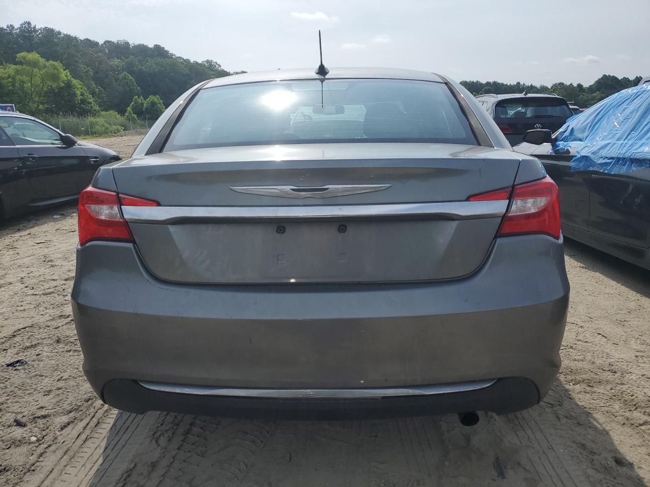 1C3CCBBB5CN140555 2012 Chrysler 200 Touring