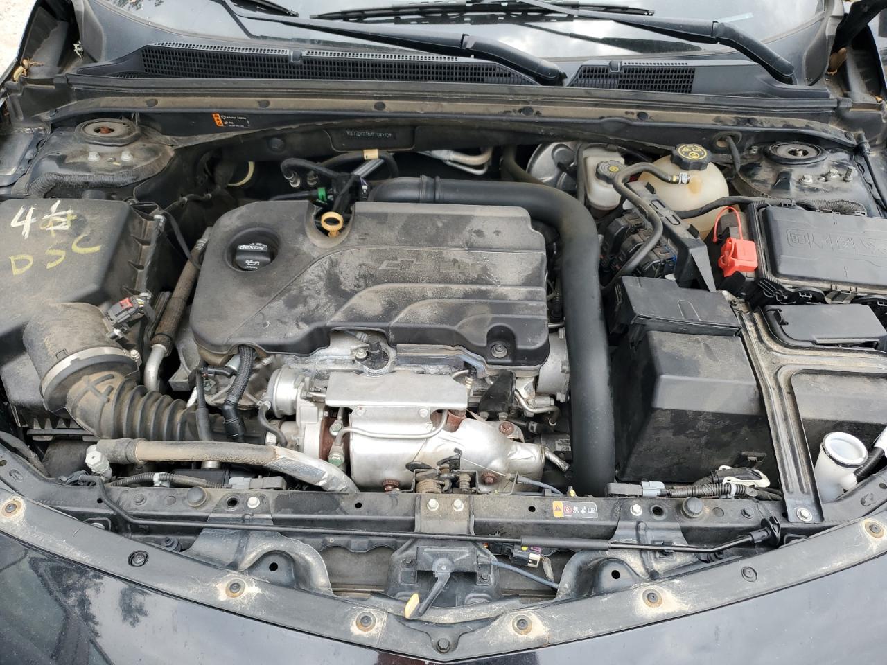 1G1ZD5ST0JF104950 2018 Chevrolet Malibu Lt