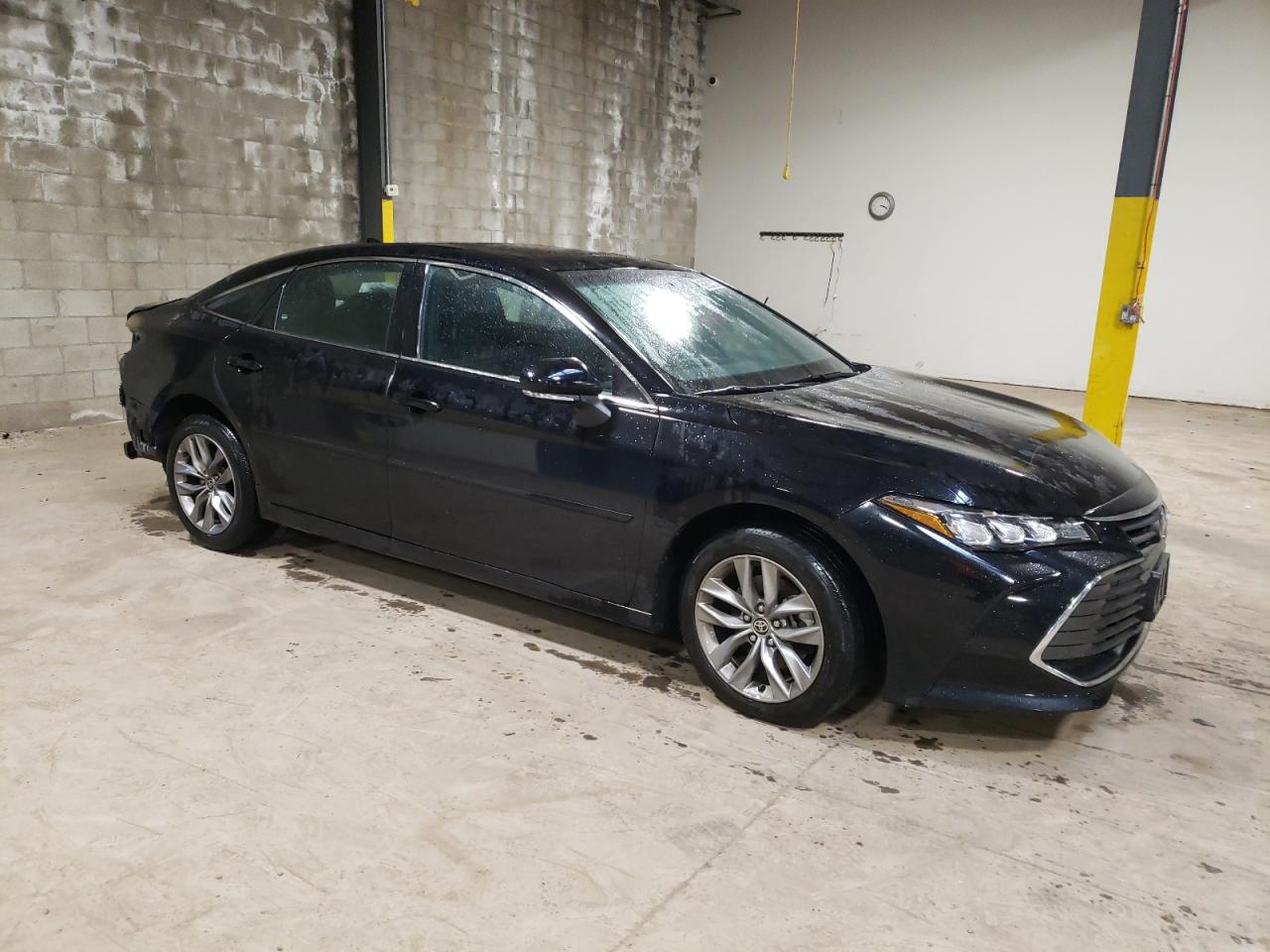 4T1AZ1FBXNU084090 2022 Toyota Avalon Xle