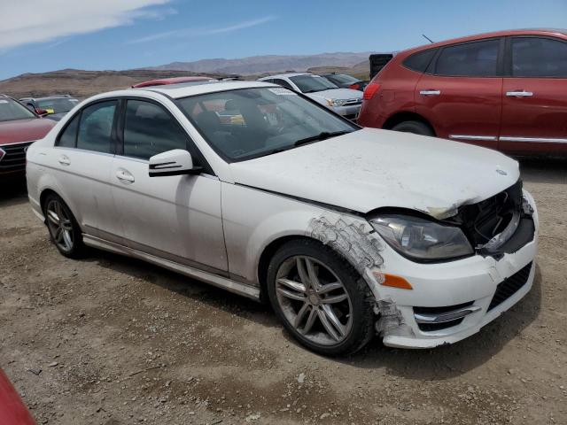 VIN WDDGF4HB0EA931924 2014 Mercedes-Benz C-Class, 250 no.4