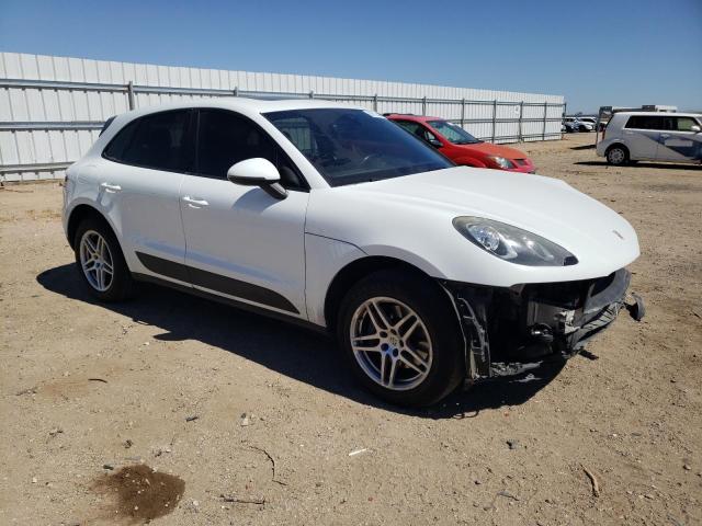 VIN WP1AA2A53HLB06782 2017 Porsche Macan no.4