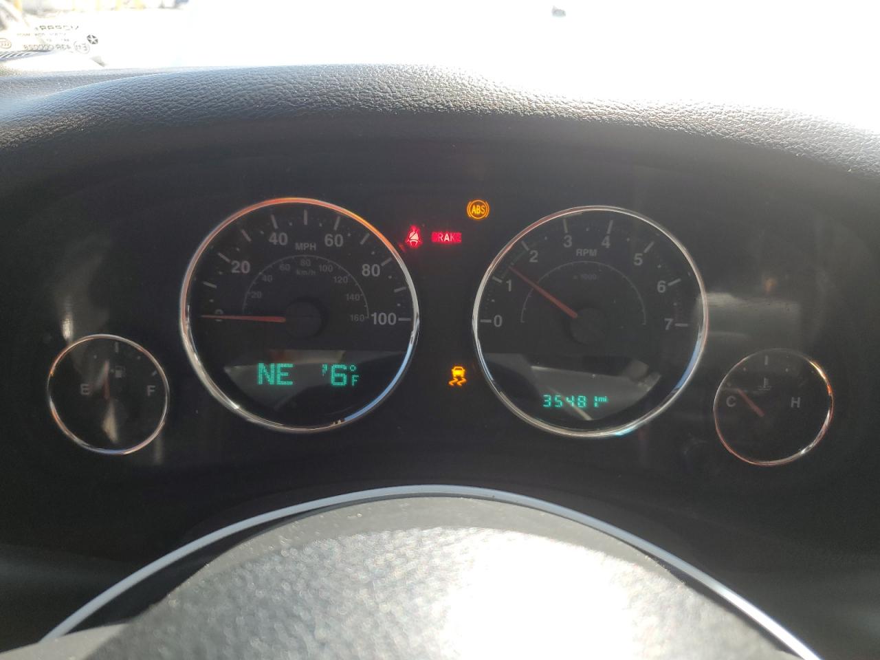 1C4BJWDG9GL151055 2016 Jeep Wrangler Unlimited Sport