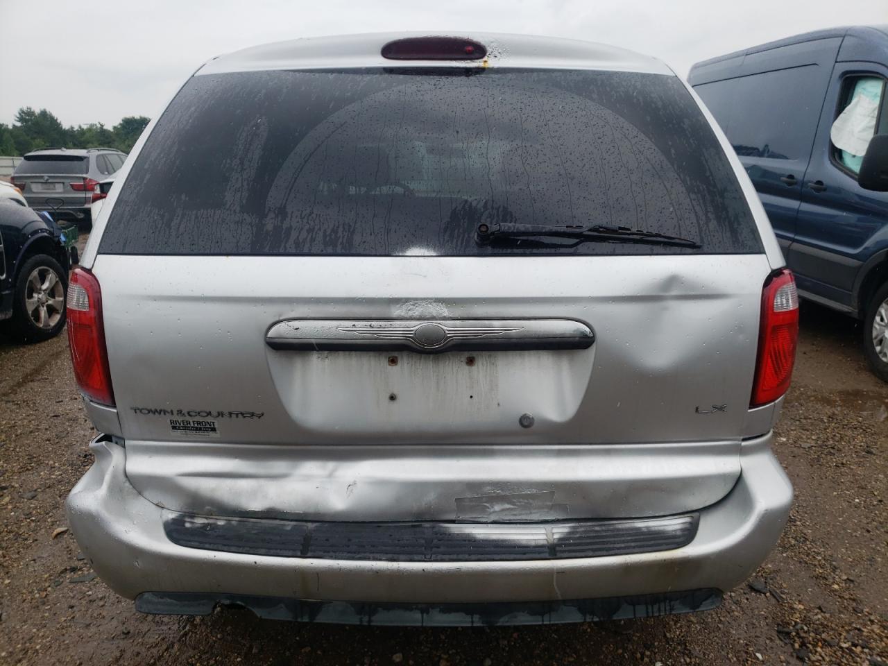 2C4GP44R25R423377 2005 Chrysler Town & Country Lx